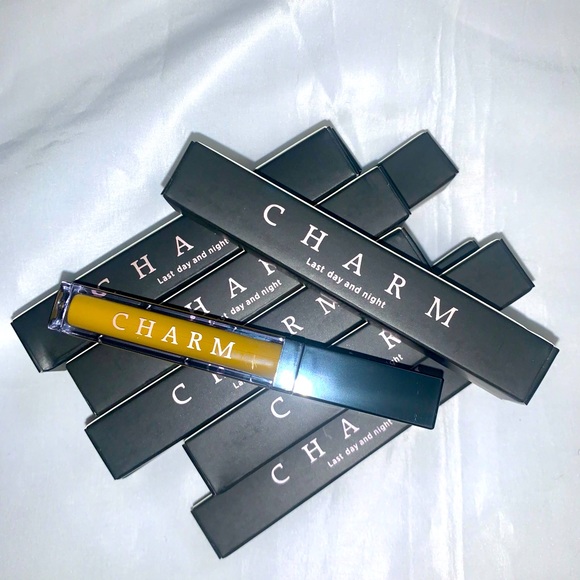 💄CHARM MATTE LIQUID LIPSTICK 💋 - Picture 3 of 5